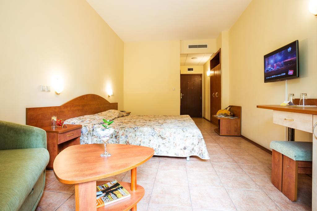 Ljuljak Hotel Золотые Пески Номер фото